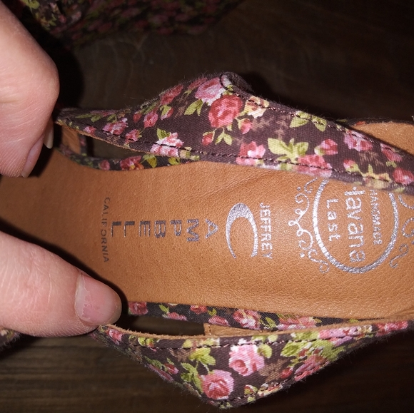 Jeffrey Campbell Havana Floral Wedge - Picture 8 of 8